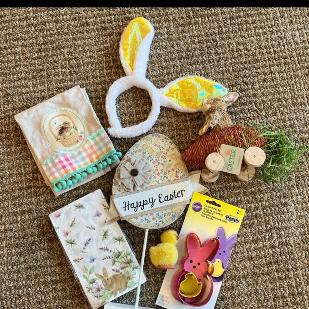 Easter lot- 7 festive items